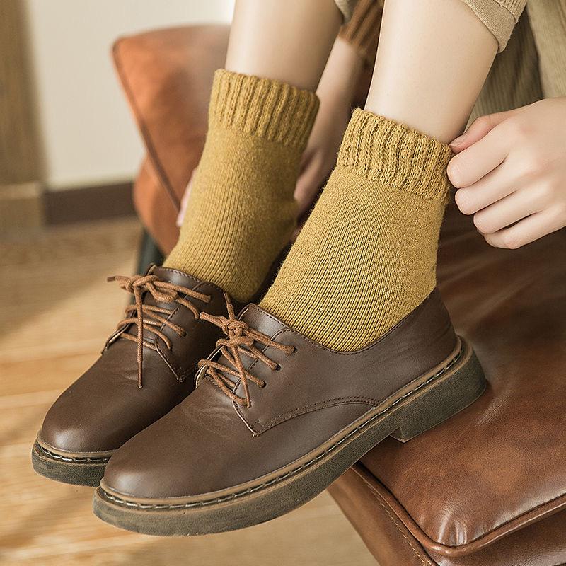 Terry Plus Velvet Women's Thick Mid-Calf Towel Socks - Warm Autumn/Winter Knee-Highs for Teens