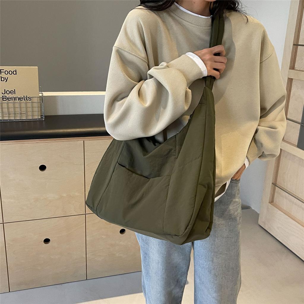 Quilted Underarm Bag Shoulder Bag Crossbody Bag Tote Bag Nylon Handbag Solid Color Armpit Bag Versatile Trendy Bag