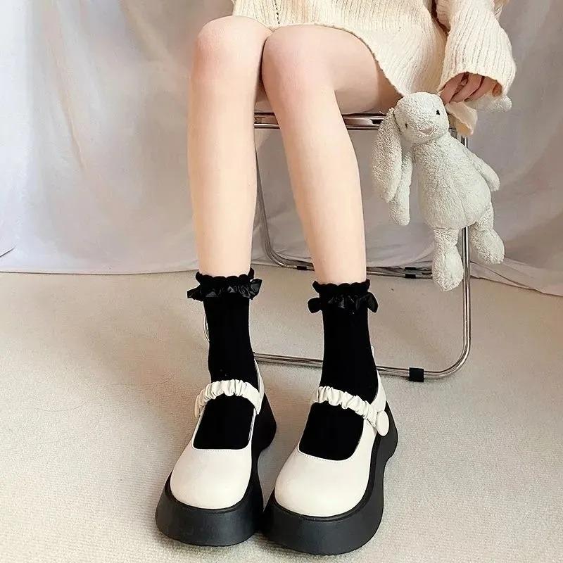 Chaussettes Kawaii pour Femmes Filles Lolita Japonaise Mignonnes Couleur Unie Chaussettes Été Automne Coton Doux Chaussettes en Dentelle pour Bas Féminins
