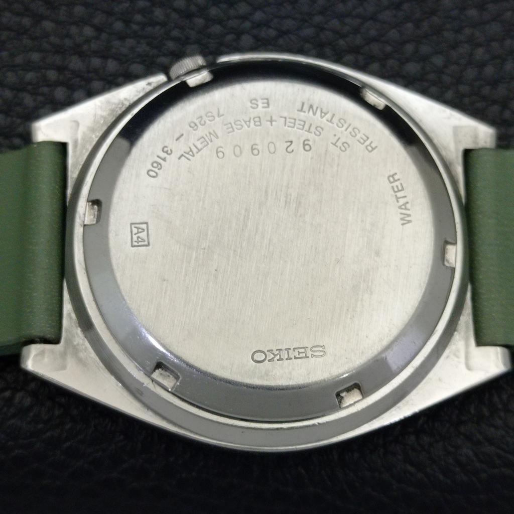 AUTOMATIC 7S36A VINTAGE SEIKO JAPAN MENS GREEN COLOR DIAL WATCH A701546-5