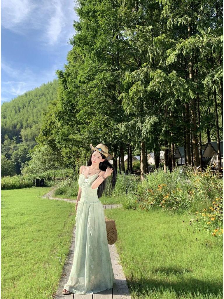 Women's Mint Green Floral French-Style Suspender Dress with Ruffle Waist