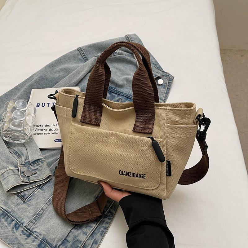 Stylish Simple Solid Color Niche Design New College Student Shoulder Crossbody Women's Casual Trend Shoulder Tote Bag