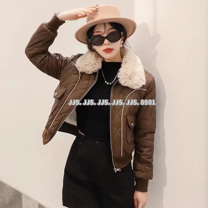 

Женское пальто из искусственной кожи и хлопка, короткое зимнее, новый стиль, воротник из натурального меха, плюс бархатная кожаная куртка для невысоких людей XL