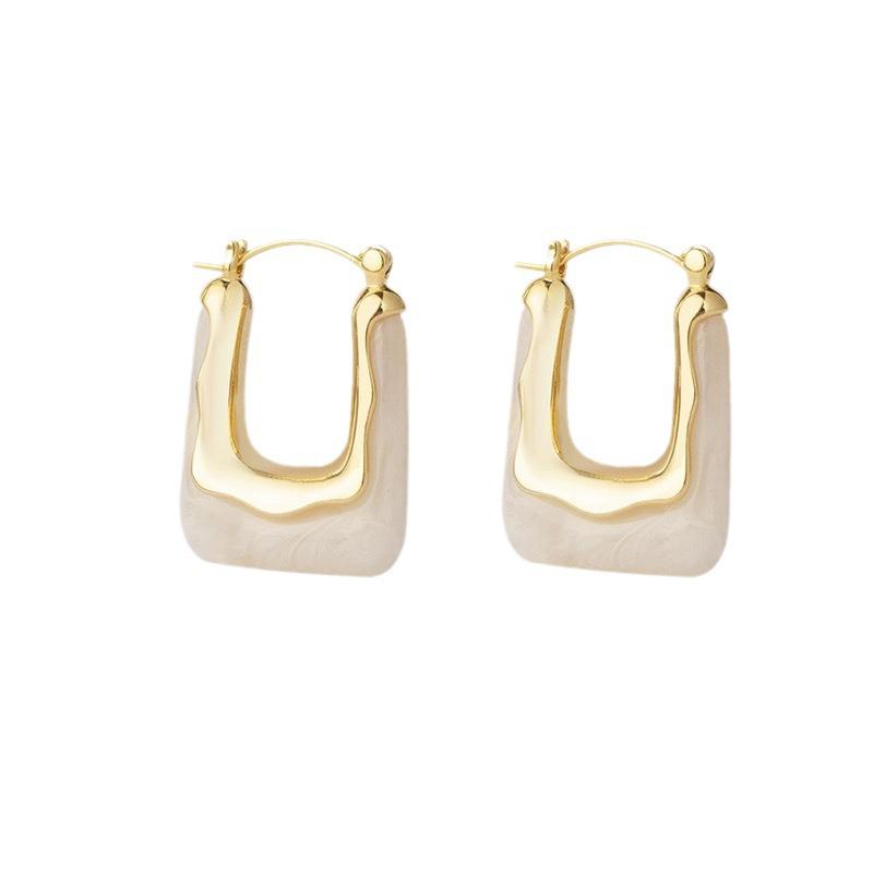 Retro U-Shaped Metal Hoop Earrings - European & American Style, Women's Niche Fashion Ear Studs