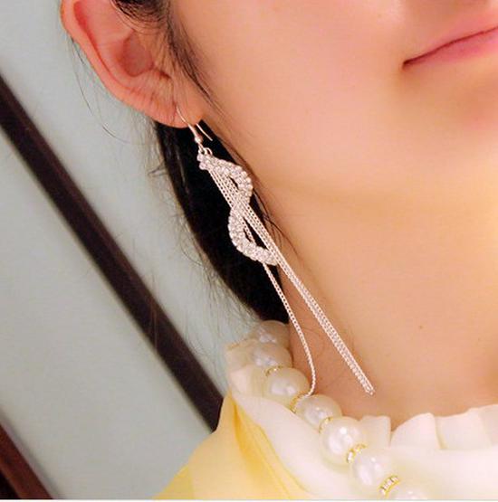 Exquisite Korean Rhinestone Tassel Stud Earrings