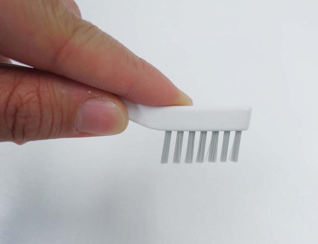 Oe Sattle 2 Corner Brush 3 Pieces Width X Depth 1 X Height White 67076 8.5 21.5cm