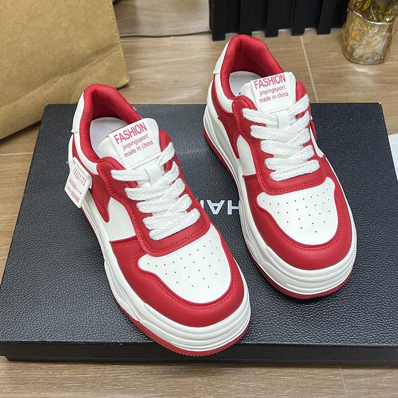 Little White Shoes with Thick Soles Women's 2024 Spring New Fashionable and Comfortable Board Shoes Sneakers Women