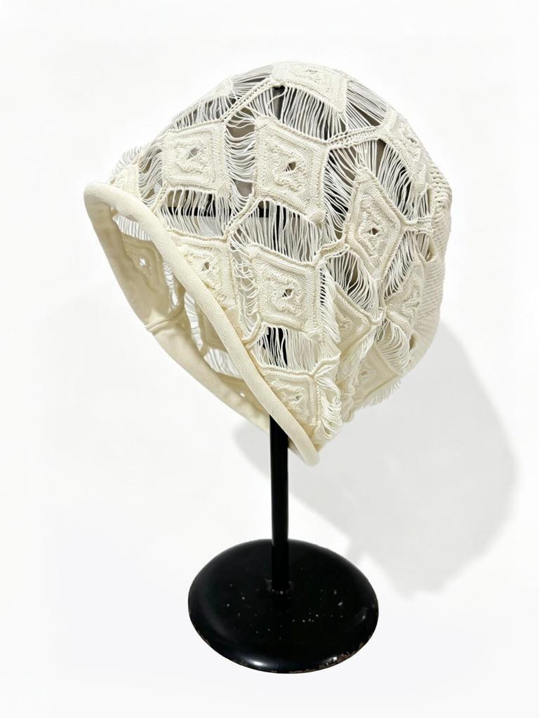 Retro literary and artistic crochet hole stacking hat men's and women's spring and summer thin breathable knitted cold hat fashionable headgear