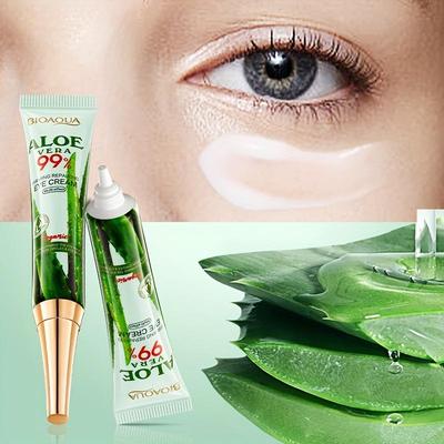 Aloe Vera Firming Eye Cream Moisturizes and Smooths the Skin Around the Eyes To Improve Dryness and Dark Circles