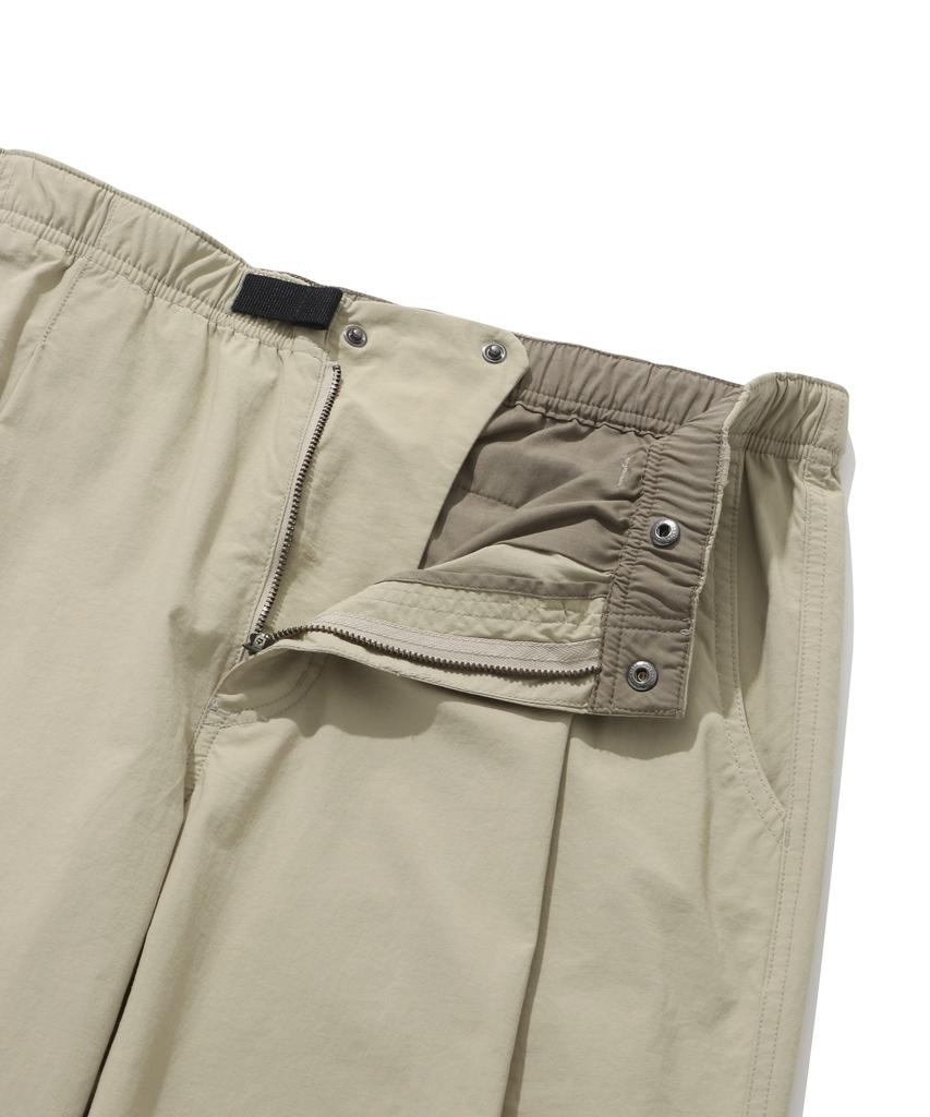 COVERNAT Woven Semi-Wide Buckle Pants Beige