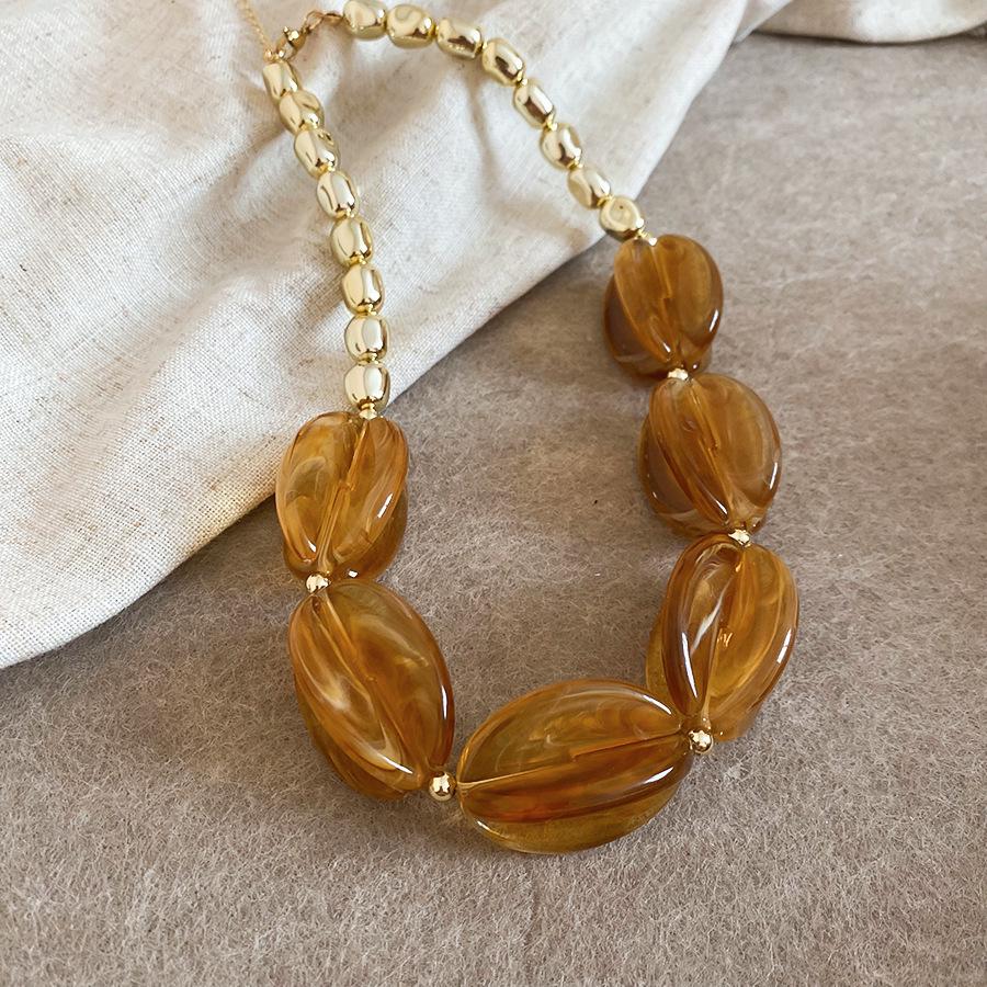 Colorful Summer Acrylic Bead Necklace – Simple, Fashionable, High-End Clavicle Jewelry