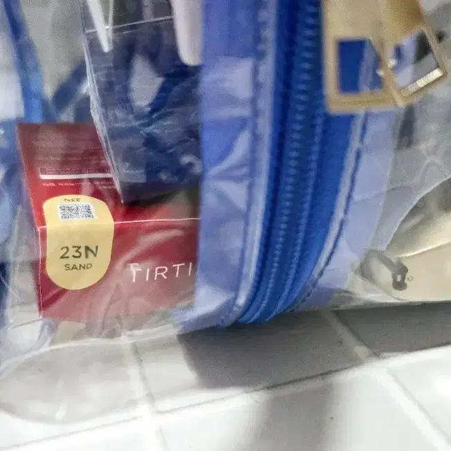 BTS (Bangtan Boys) Arirang Busan Reverse Construction Gift Set Included