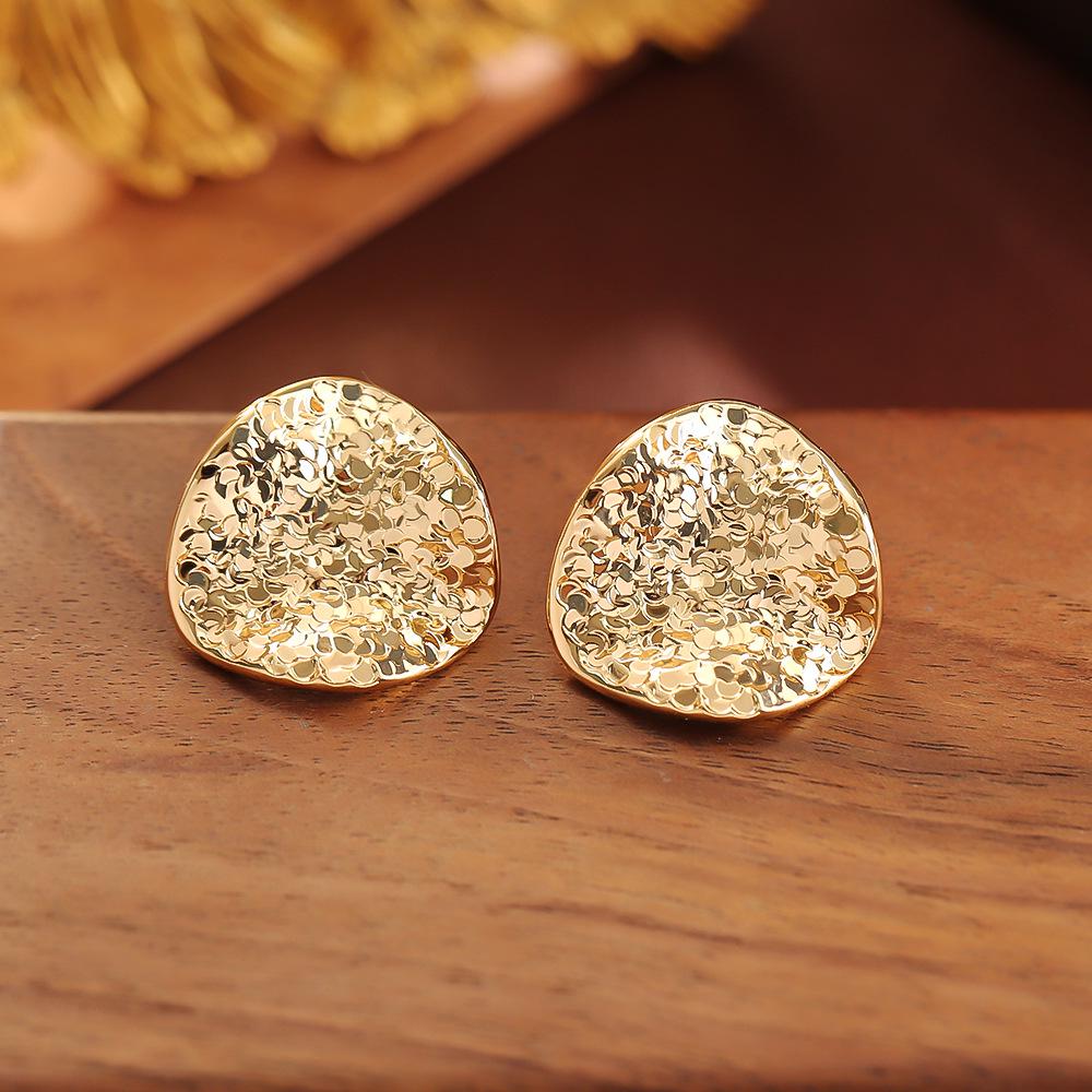Trendy European & American Style Gold Plated Sequin Stud Earrings - Elegant High-End Fashion Jewelry for Women