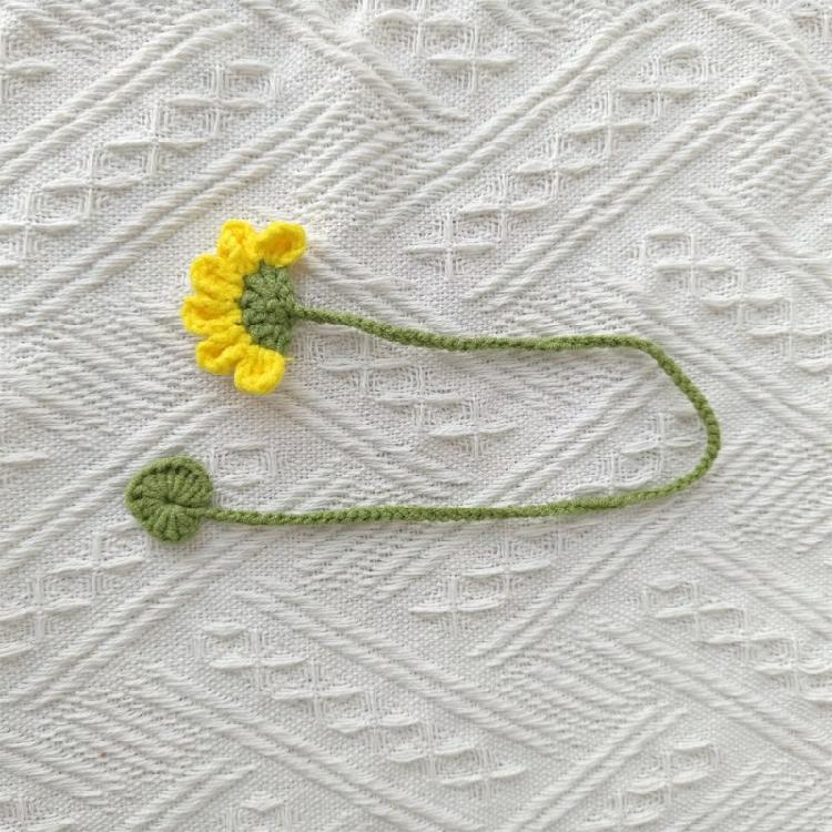5Pcs Handmade Crochet Flower Bookmarks Knitted Floral Bookmarks Page Marker for Teacher Student Book Lover Reading Aid
