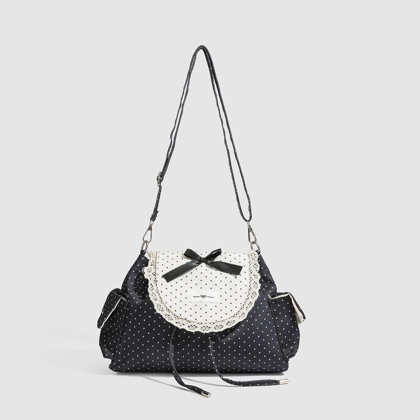 Fashionable Lace-covered Flip-top Small Backpack - Large Capacity, Lightweight, Ideal for Commuting.