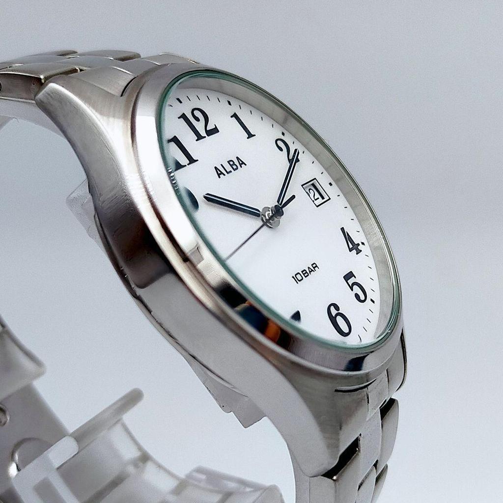 ALBA Seiko 10 ATM Water White [Excellent Condition/ Battery Replaced/ ] Watch, Resistant