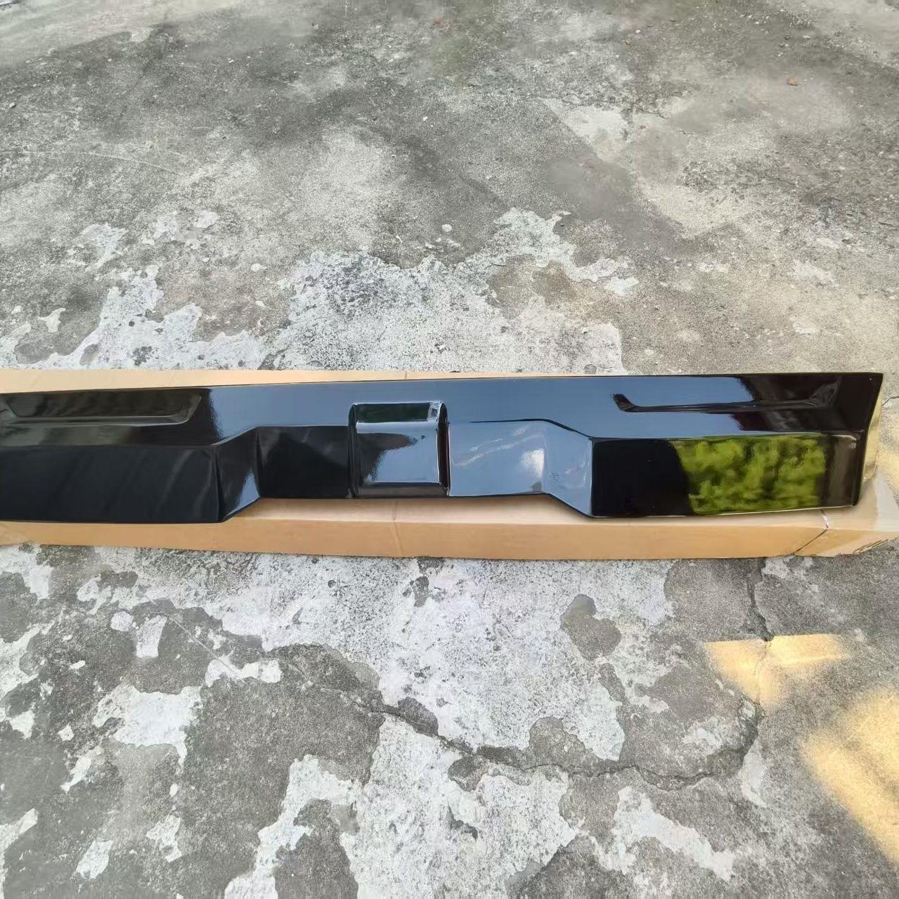 

BJ40E Extended Range Magic Core Sport Rear Wing Big Ducktail Spoiler - No Drilling Required. 24/26