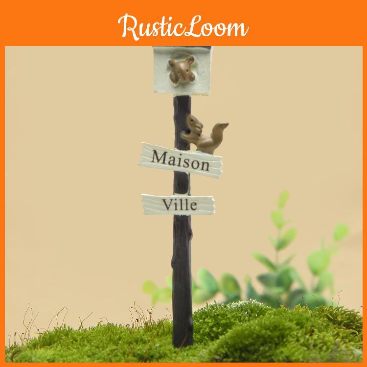 Creative Squirrel Mailbox Microscopic Scene Decoration Props Mini Ornament Model