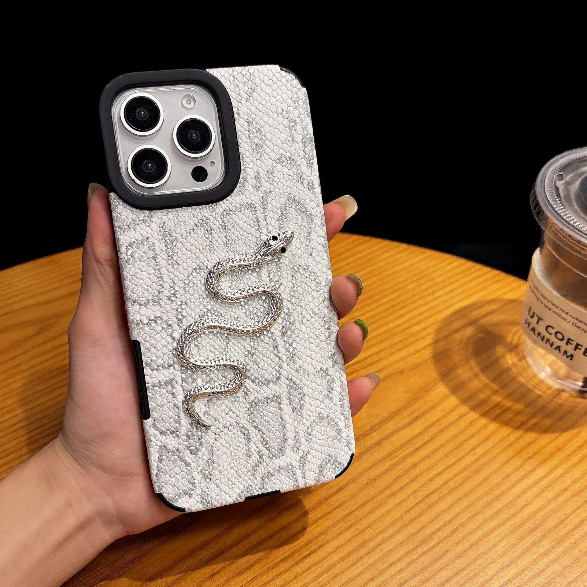 

Подходит для IPhone16ProMax Противоударный Полностью закрывающий Apple 15 Чехол для мобильного телефона с узором змеиной кожи 14 Креативный защитный чехол iPhone12Promax