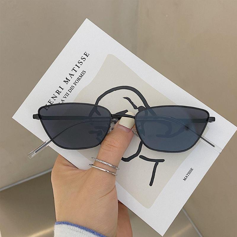 

Vintage Fashion Cat Eye Sunglasses Unisex Candy Color Small Metal Frame Anti-Reflective Anti-ultraviolet Eyewear Driving Glasses