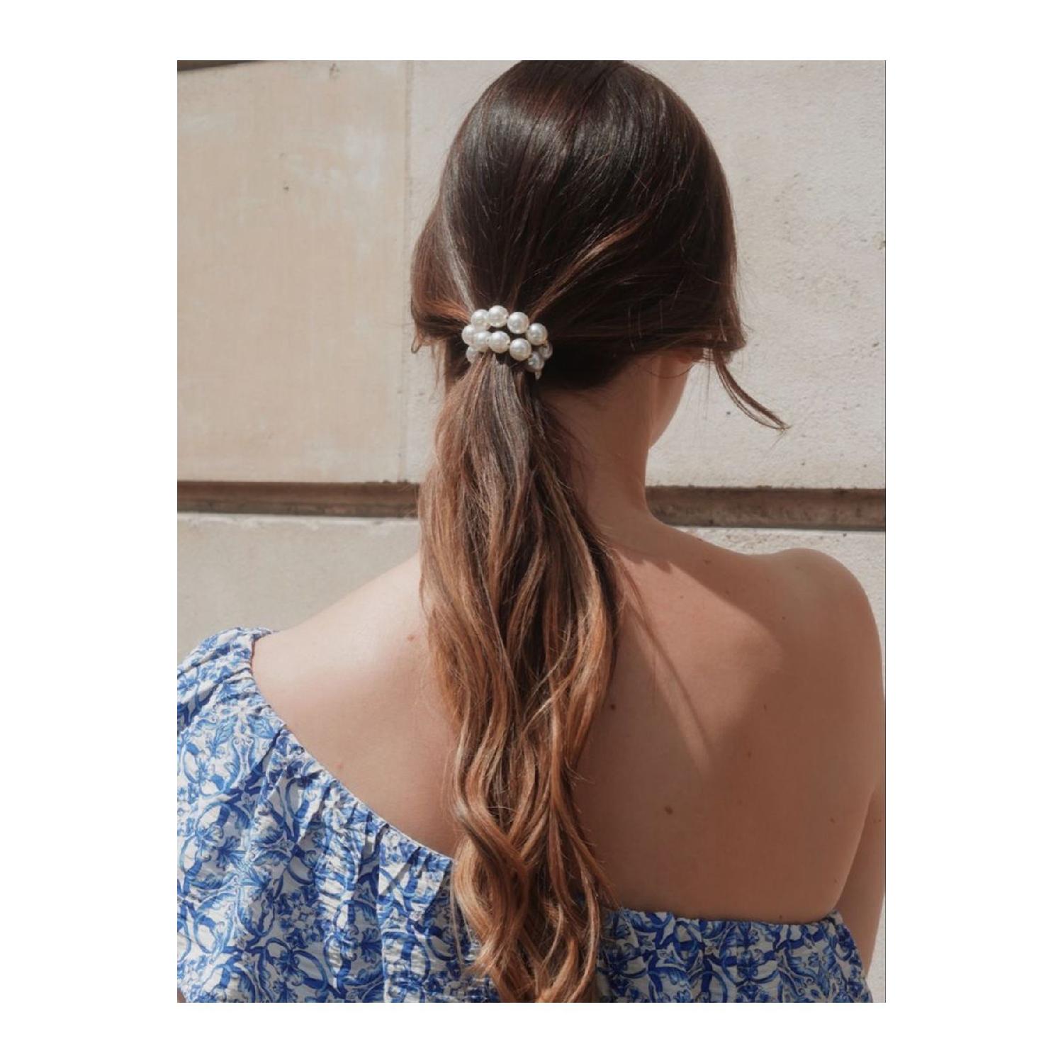 

Women s Pearl Flexible Hair Clip 12 Mm