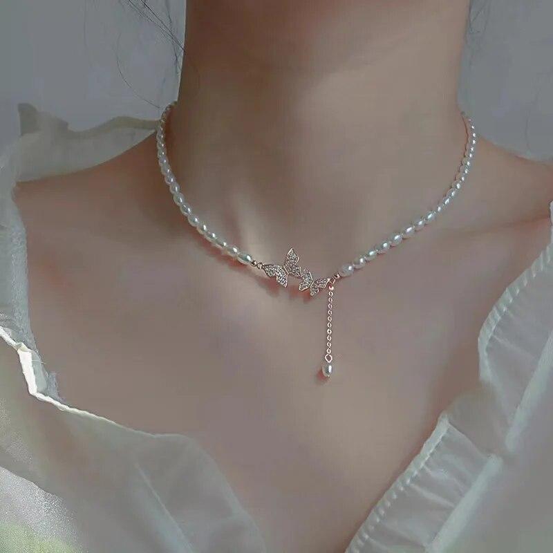 Korejská verze Akrylový náhrdelník s motýlkem pro ženy Náhrdelník s motýlkem zlaté barvy Jednoduché elegantní šperky velkoobchod
