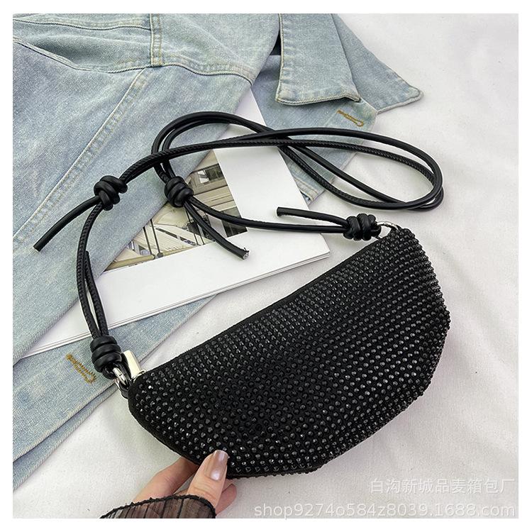 Texture popular underarm bag Korean version of the new trendy bright diamond fashion niche full diamond one-shoulder crossbody bag dumpling bag