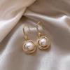 Retro Elegant Geometric Pearl Ear Hook - Versatile Light Luxury Design for Women