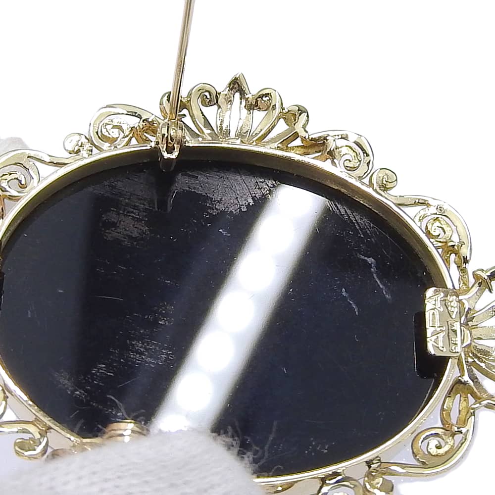 Broche camafeu APA Ouro Amarelo K14 13,0g Mulher Usado