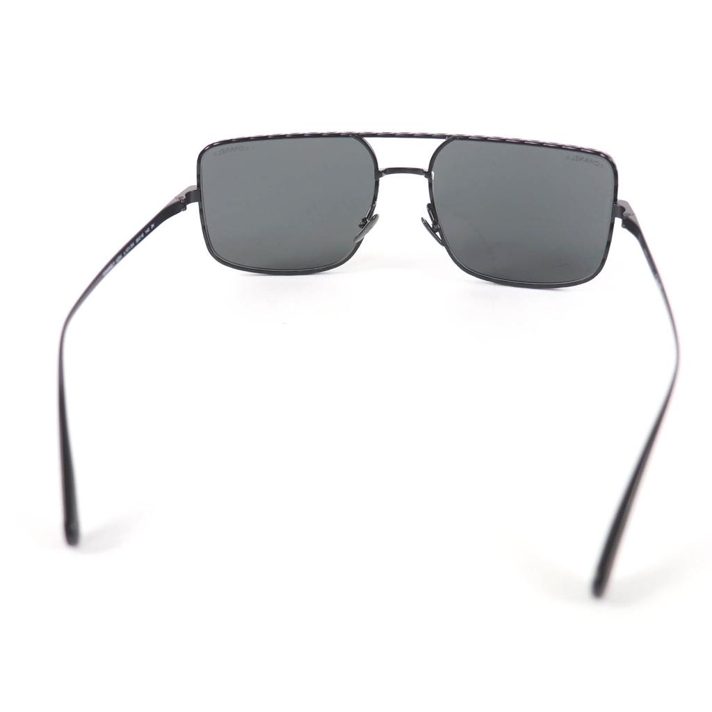 Pristine CHANEL Pilot Sunglasses Logo Matelassé Double Bridge black Women 4294 Used