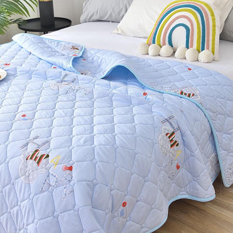 Deze Leisure Style Summer Quilt