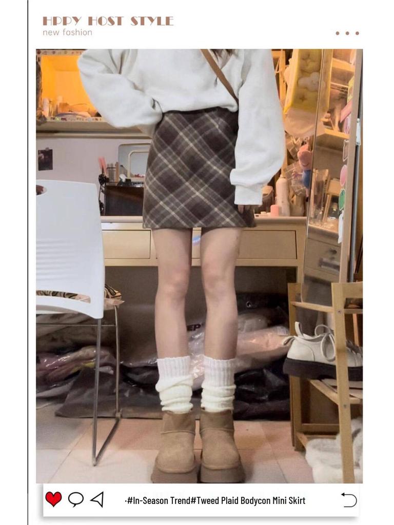Women's Retro Wool Plaid A-line Skirt - High Waist, Slimming, Anti-exposure, Hip-hugging, Short Korean Style for Autumn/Winter