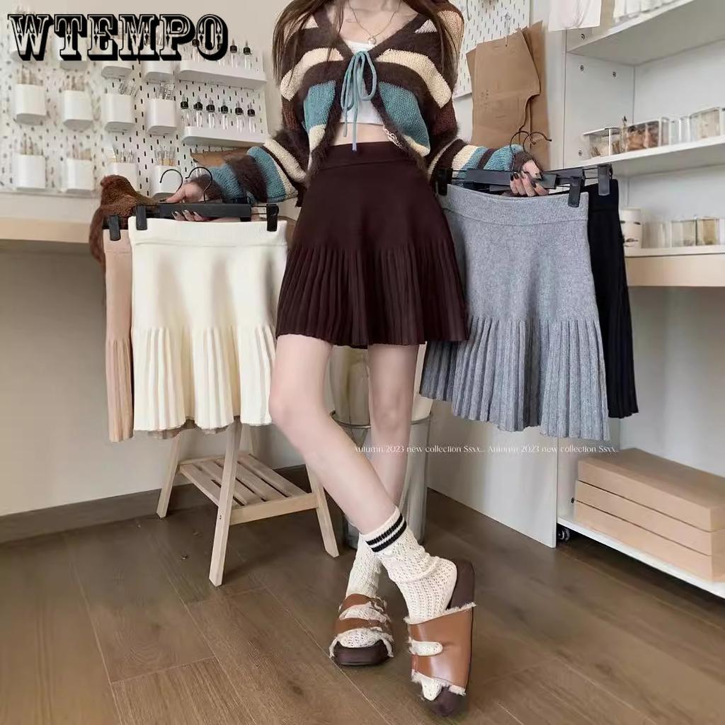 High Waisted Loose A-line Pleated Short Skirt Solid Color Knitted Half Skirt for Women
