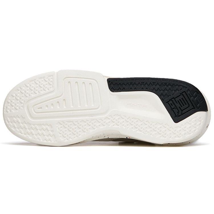 Anta Badass 3.0 Slip Resistant Durable Shock Absorbing Low Top Sneakers Women sneakers Black White 122218084-2