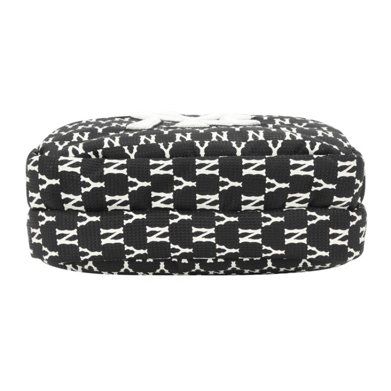 MLB Nylon Fabric Cell Phone Pouch, Shoulder Bag, Crossbody Bag Mini Unisex Black Casual 32BGDK011-50L