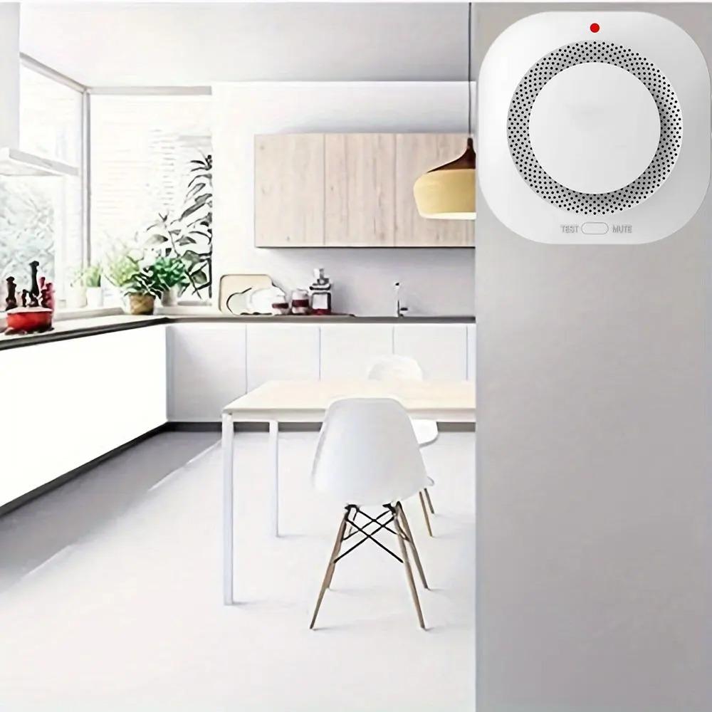 High Sensitivity Zigbee Smoke Detector Smart Security Alarm System  For Home Kitchen