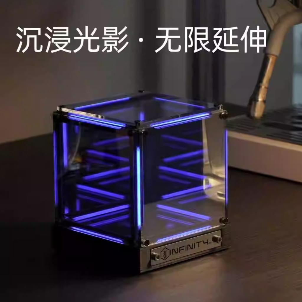 4-dimensionaler Weltraum-Atmosphäre Desktop Leuchtende Ornamente High-End Heimdekorationen Kreative Nachttischgeschenke Abgrund Schlafzimmer