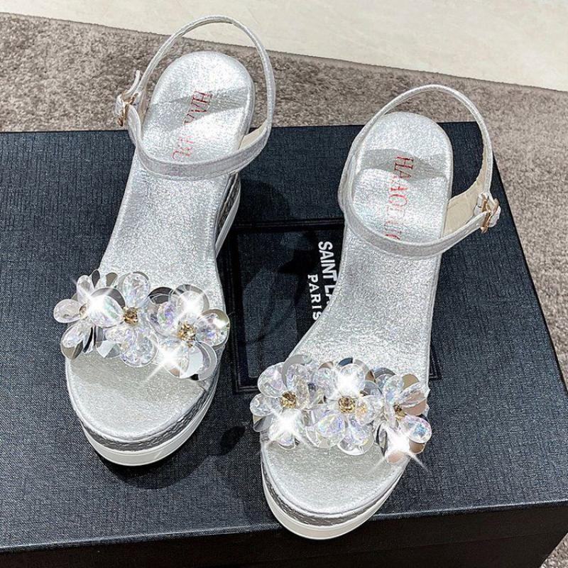 Fashion Woman Shoes Open Toe Silver Wedges Heel Flower Sandals for Women New Breathable Fashion Shoe On Offer 2025 Luxury Summer Offers