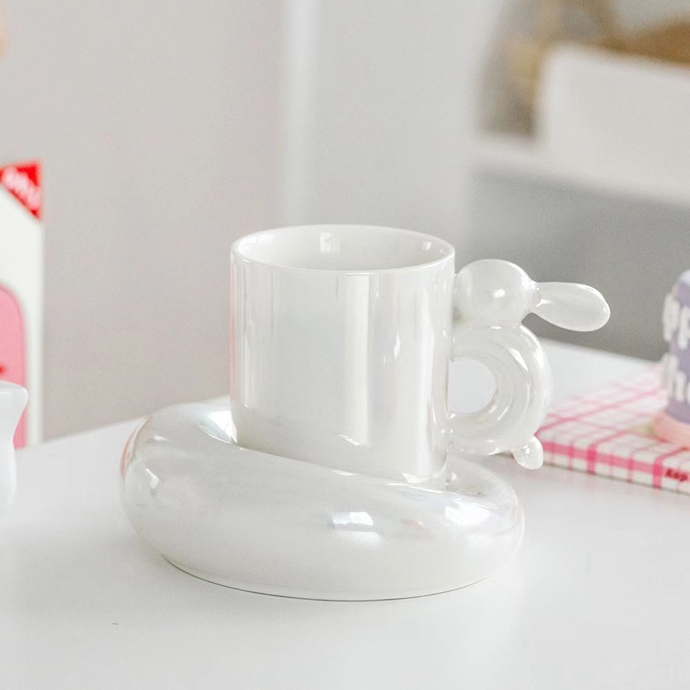 

Милая чашка для кофе с изображением лунного кролика, керамические чашки для молока и блюдца, набор для дизайна Sense Ins, нишевая кружка для послеобеденного чая, высокий уровень внешнего вида 300ml