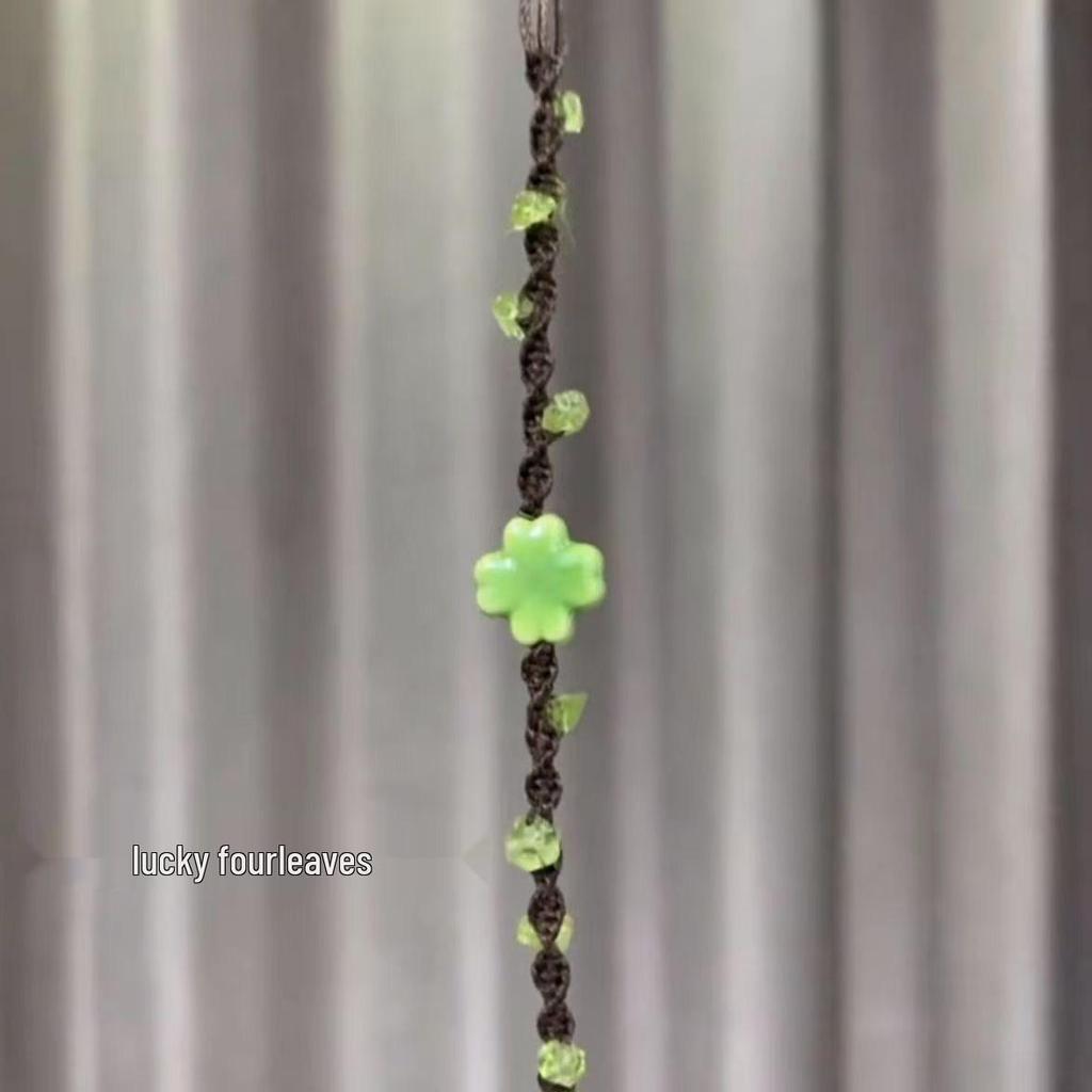 Summer Four-Leaf Clover DIY Hand-Woven Bracelet: Minimalist Valentine's Bestie Jewelry