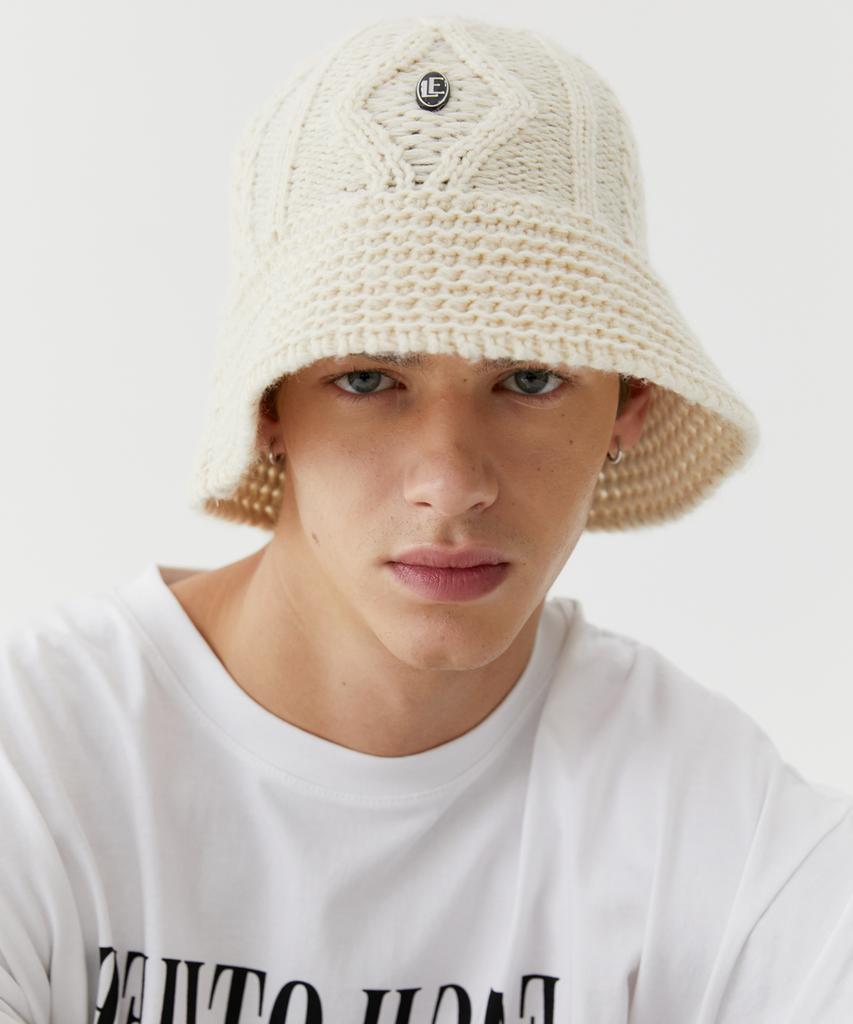 TRIP LE SENS Le Logo Fisher Knit Bucket Hat_Ivory