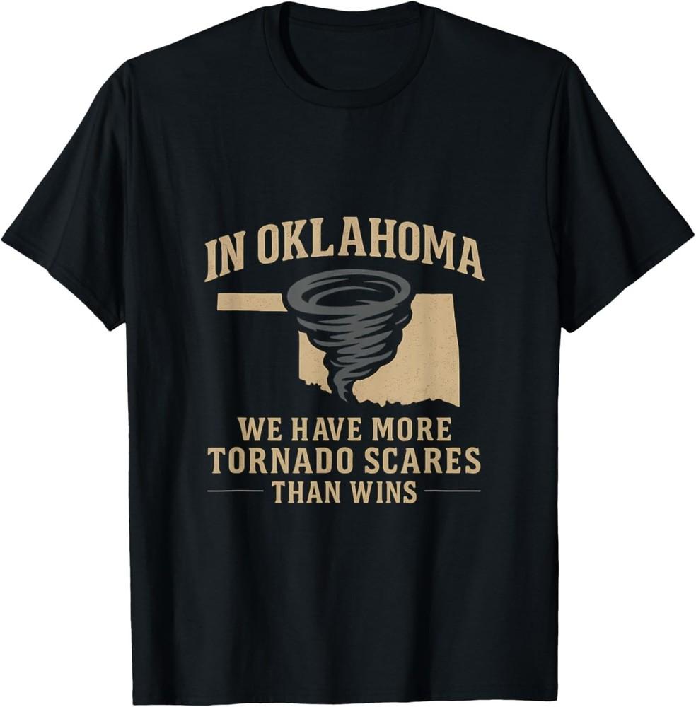 Oklahoma State Pride Tornado Scares Graphic Print T-Shirt L