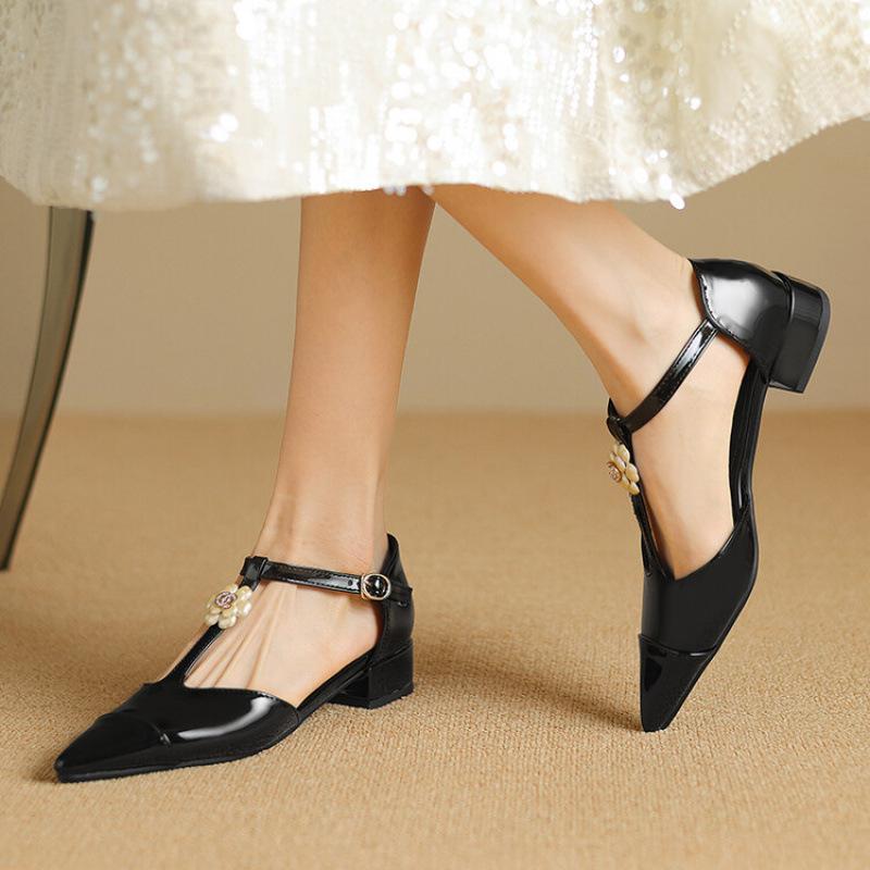 Summer Women's Casual Single Shoes Low Heel Size Rubber Soft-soled Women's Shoes New Bag Heel Pointed Buckle Women's Sandals