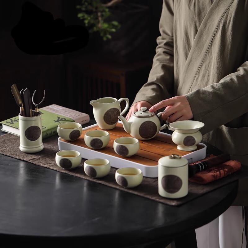 Taozhi Chinese Ceramic Kung Fu Tea Set
