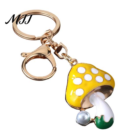 Faux Pearl Combination Keychain Zinc Alloy Pendant, Dripping Process Key Ring with Imitation Cartoon Charm Mushroom Shape, Multiple Colors Bag