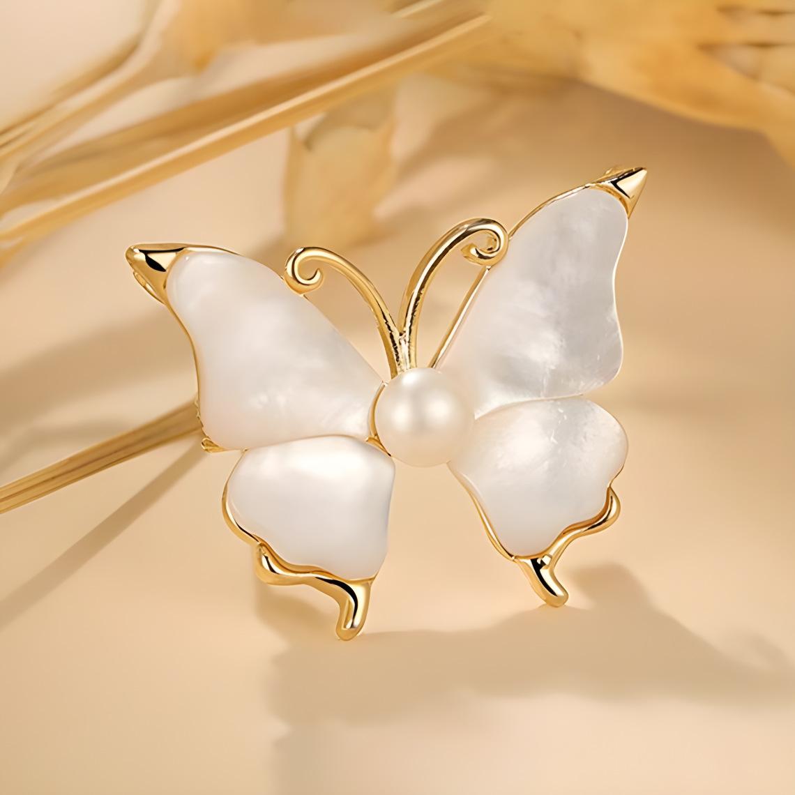 

Винтажная брошь-бабочка из имитации перламутра, женственная, с ощущением легкой роскоши и высокого класса, простая брошь с вырезом