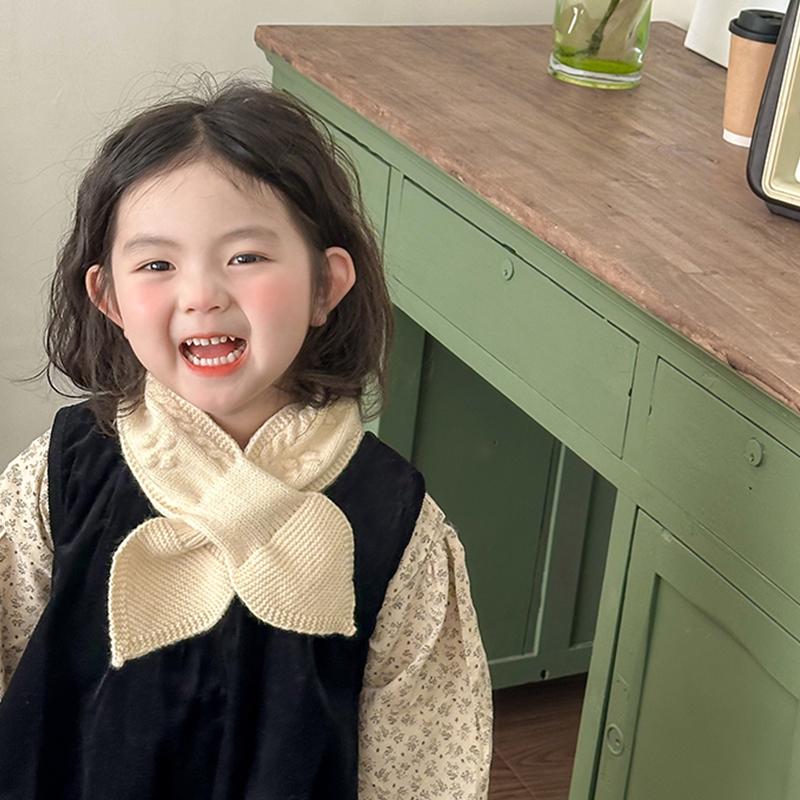 Autumn And Winter Children'S Scarf Cute Baby Warm Knitted Scarf Fashionable Boys And Girls Cross Scarf Neck Cover