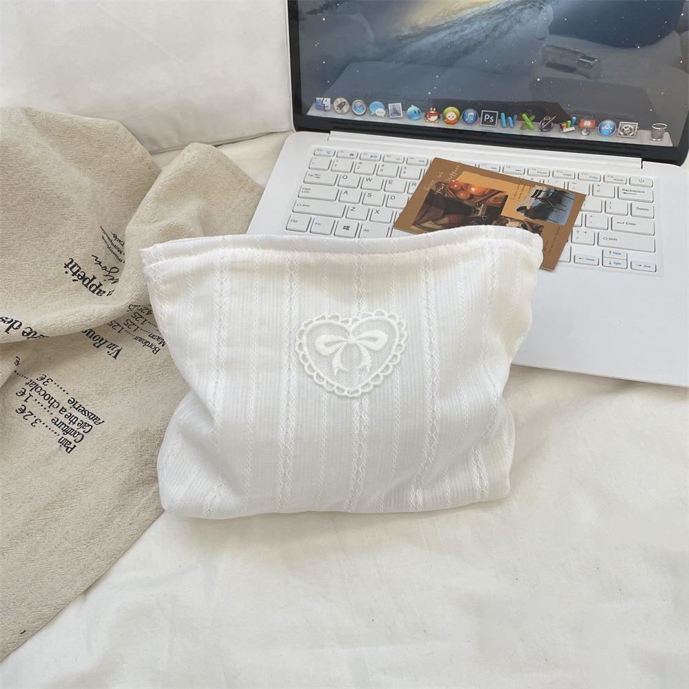

Candy Color Bowknot Makeup Bag Large Capacity Cosmetic Pouch Portable Stationery Bag Travel Toiletry Bag белый