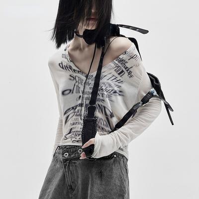 Karrcat Grunge Αισθητική Τοπς Cyber Y2k Μπλουζάκι με V Λαιμόκοψη Punk Στυλ Κοντό Τοπ Γοτθικό Σικ Ρούχα Σχεδιαστών Εναλλακτικό Streetwear