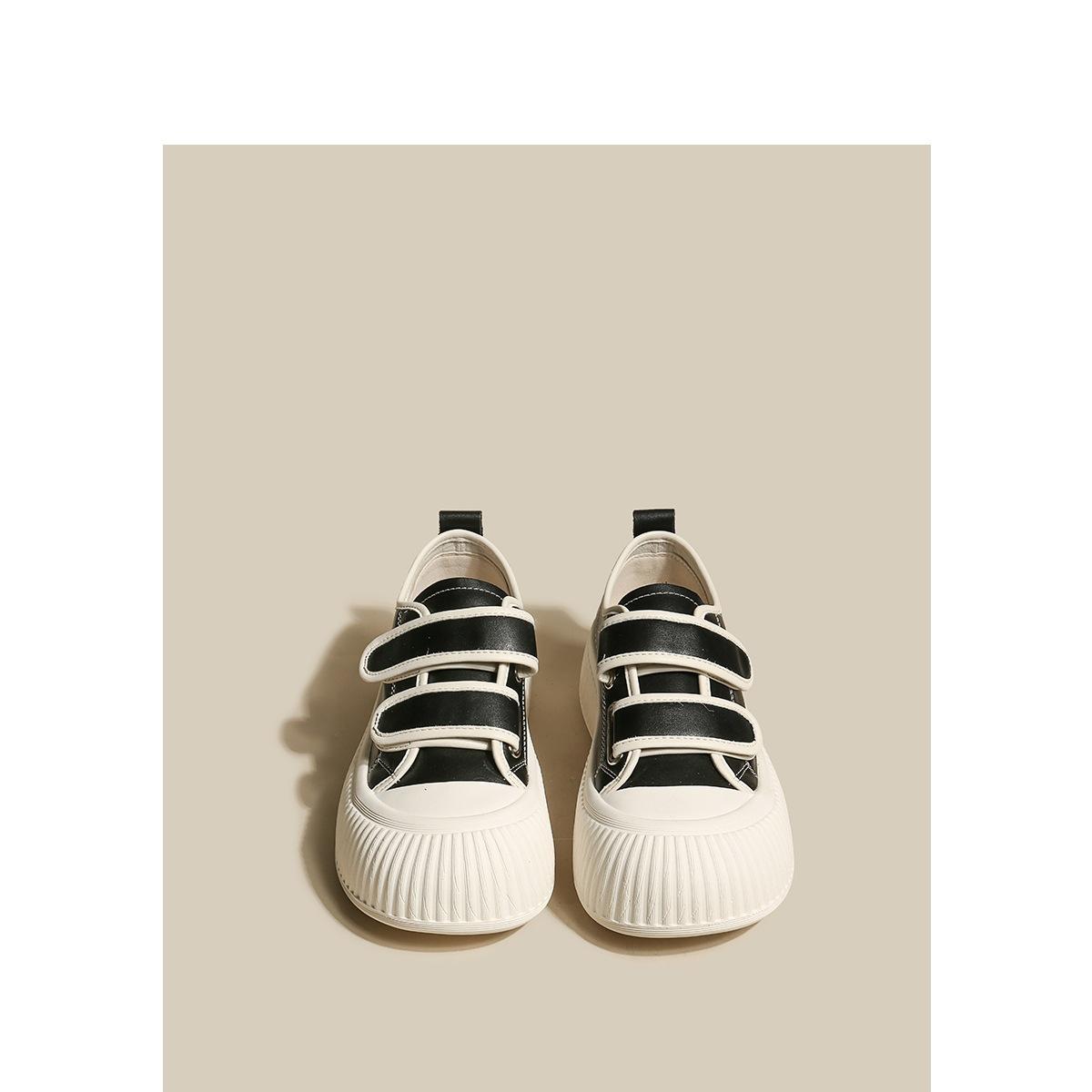 

Маленькие белые туфли на толстой подошве с застежкой-липучкой. Женские весенние новые повседневные универсальные туфли для печенья. Студенческая спортивная обувь на толстой подошве. 40 чёрный